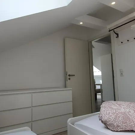 Ruhige Und Moderne 2-zi. Kulsheim