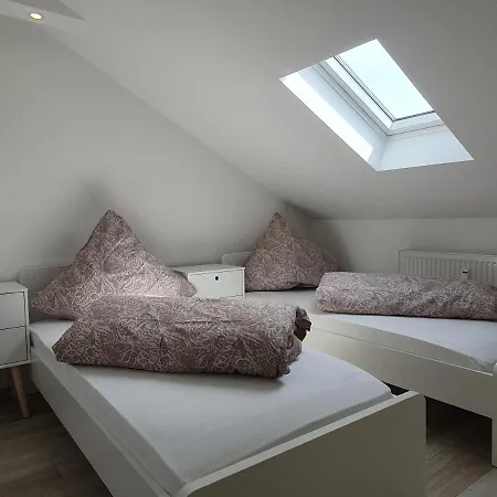 Ruhige Und Moderne 2-zi. Appartamento Kulsheim